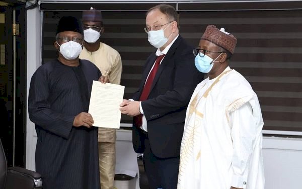 FG in talks with Russia on vaccines